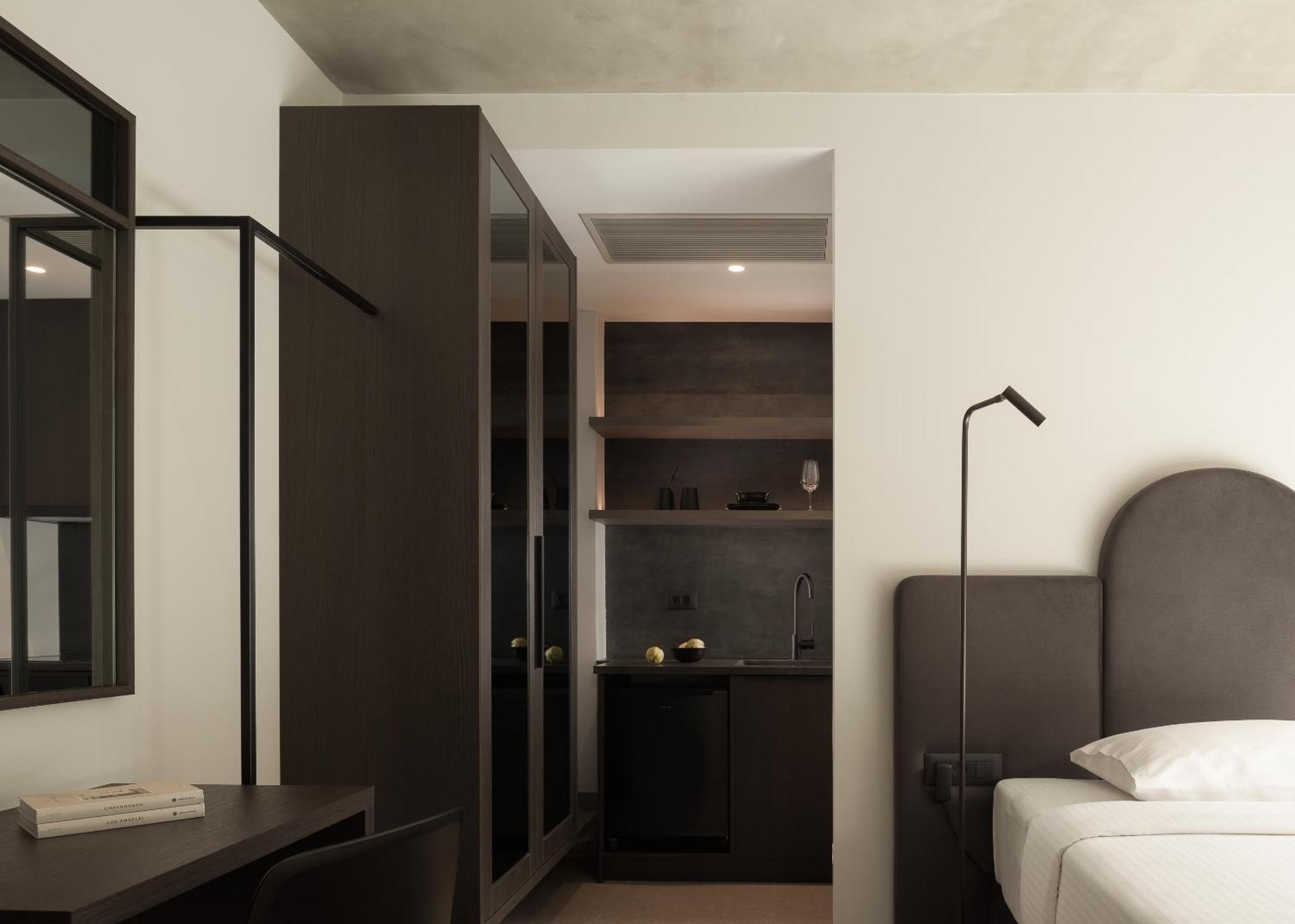 Pleiades Urban Stay By Semavί Ираклион Экстерьер фото