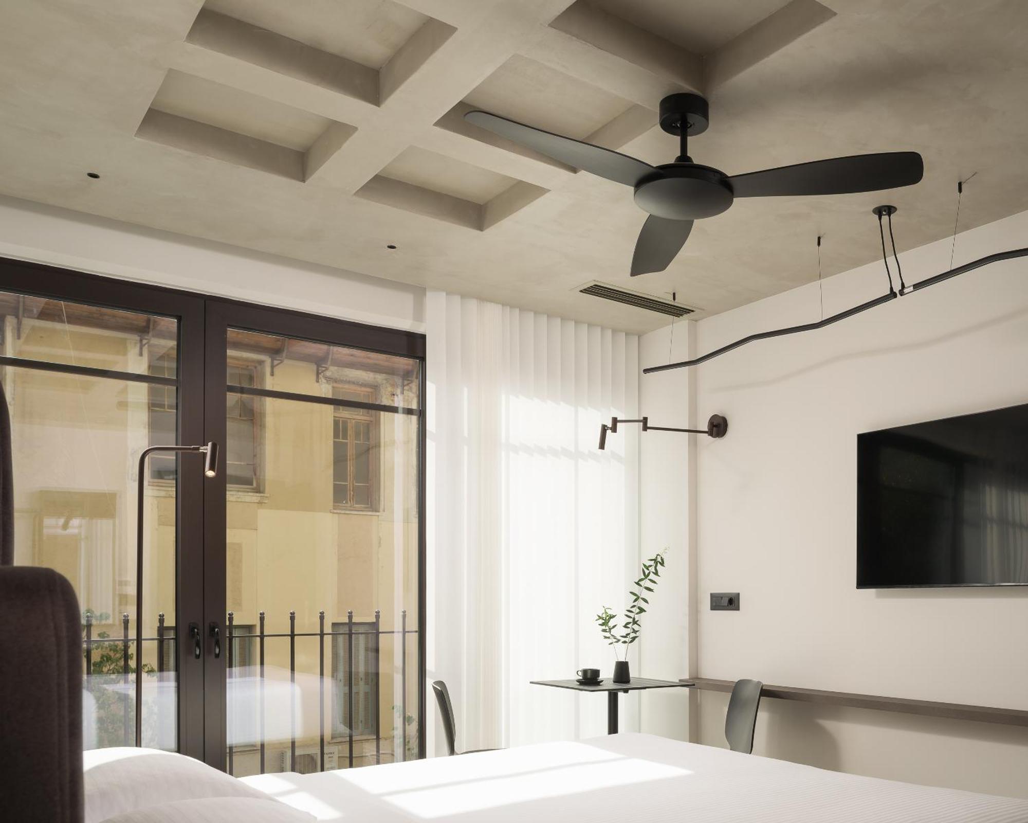 Pleiades Urban Stay By Semavί Ираклион Экстерьер фото