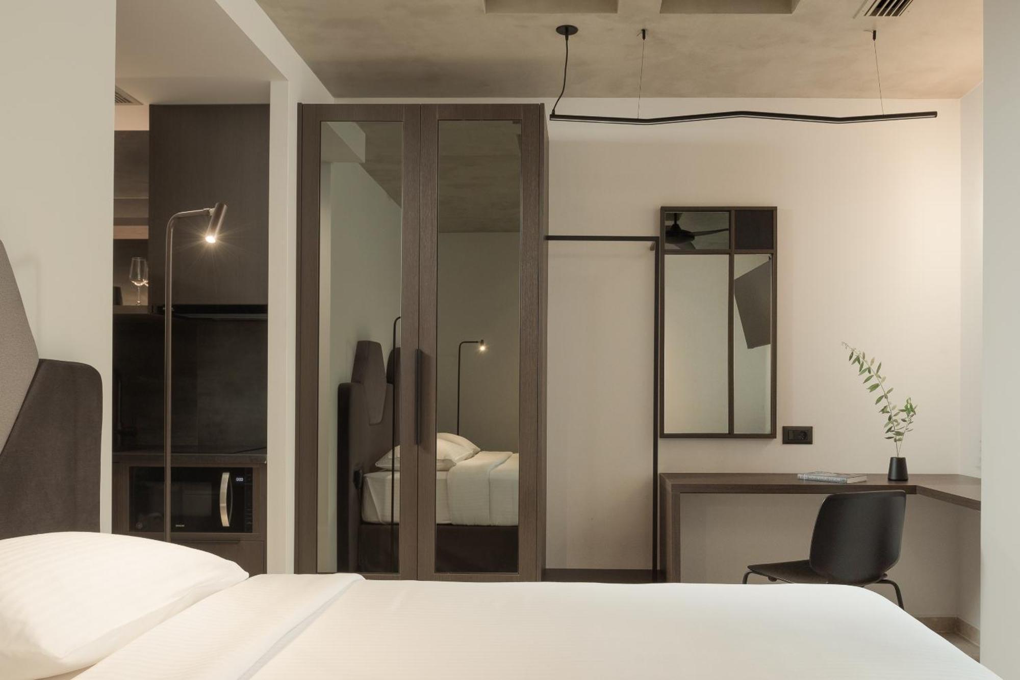 Pleiades Urban Stay By Semavί Ираклион Экстерьер фото
