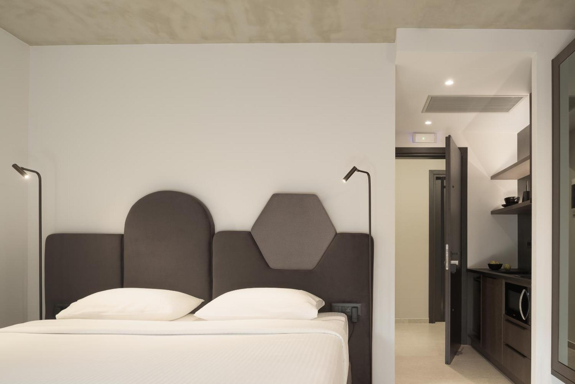 Pleiades Urban Stay By Semavί Ираклион Экстерьер фото